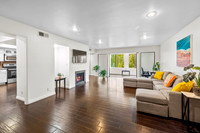 Real Estate, Paul in Venice, March 2026, CONDO photos